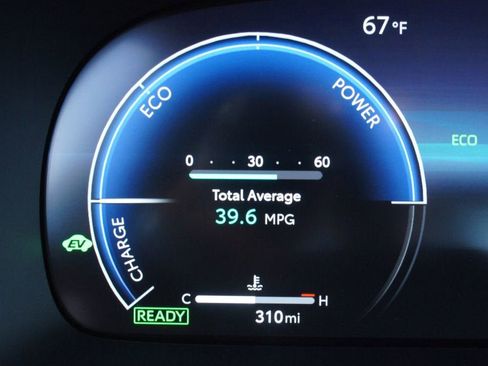 Used 2026 Toyota Crown Limited image 4