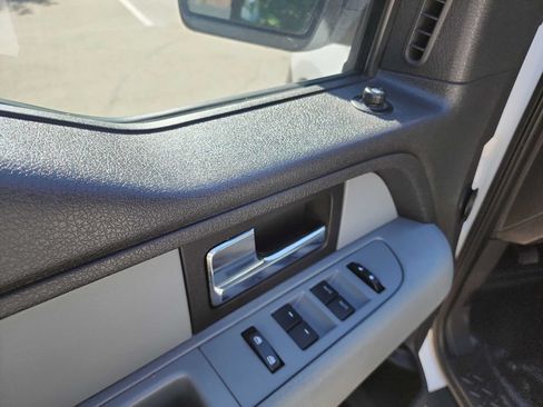 Used 2014 Ford F150 XL w/ Equipment Group 101A Mid AWD/4WD image 15