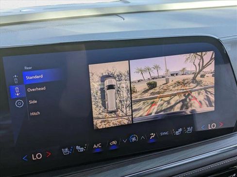 New 2025 Chevrolet Suburban Premier image 12