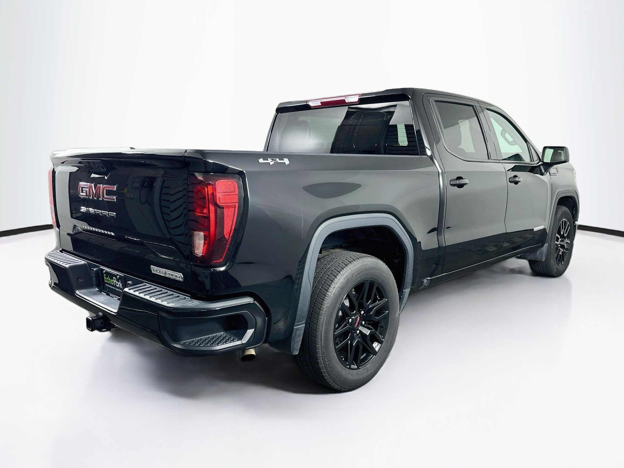 Used 2024 GMC Sierra 1500 Elevation AWD/4WD image 9