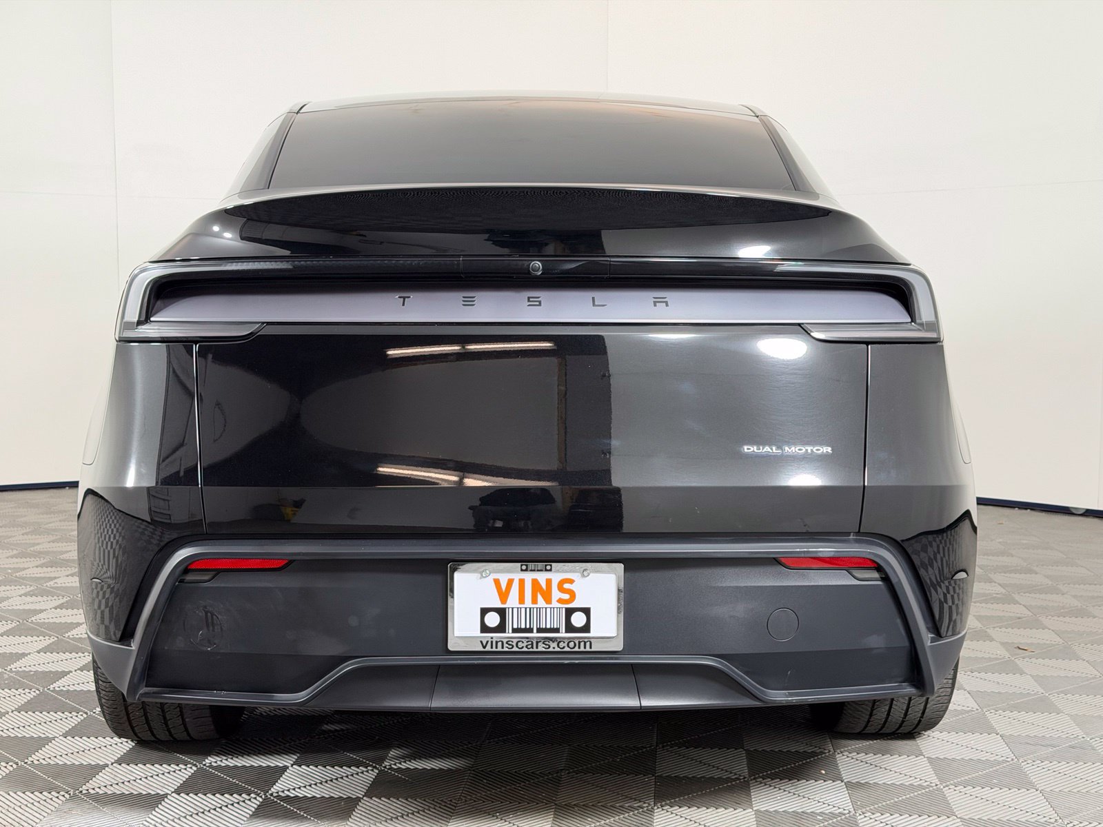 Used 2026 Tesla Model Y AWD image 8