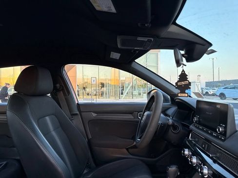 Used 2022 Honda Civic Sport image 27