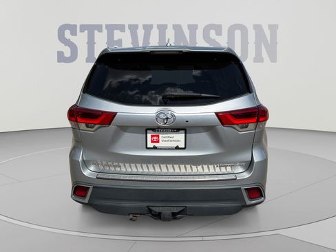 Used 2018 Toyota Highlander Limited Platinum AWD/4WD image 4
