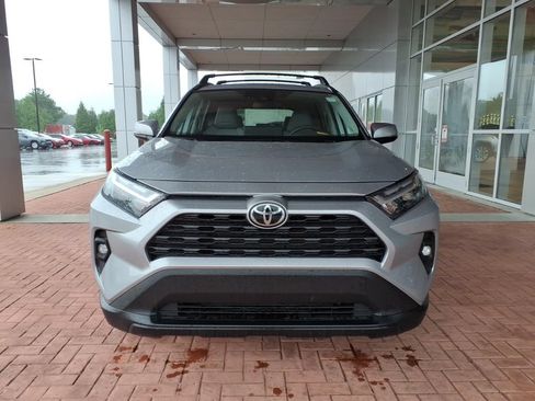 Used 2025 Toyota RAV4 XLE Premium w/ Weather Package FWD image 8