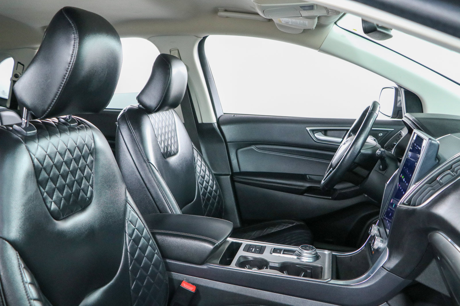 Used 2023 Ford Edge Titanium AWD/4WD image 26