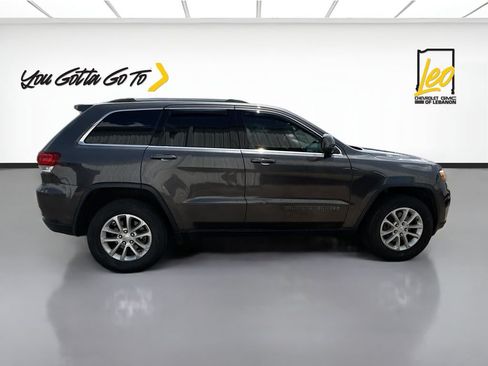 Used 2021 Jeep Grand Cherokee Laredo AWD/4WD image 4