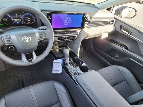 New 2026 Toyota Camry XLE image 7