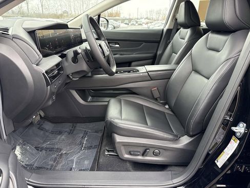 Certified 2025 Nissan Murano SV image 29