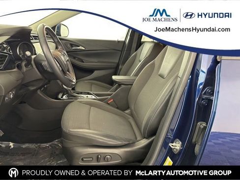 Used 2023 Buick Encore GX Select image 25