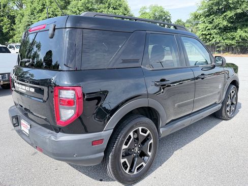 Used 2021 Ford Bronco Sport Outer Banks AWD/4WD image 14