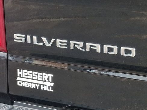 Certified 2021 Chevrolet Silverado 1500 Custom image 30