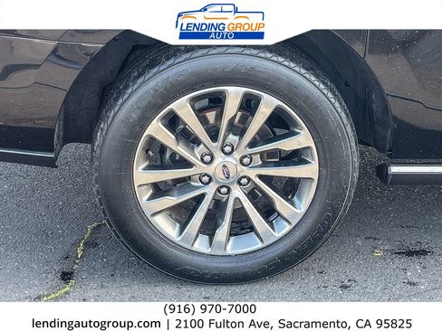 Used 2018 Ford Expedition Max Limited image 10