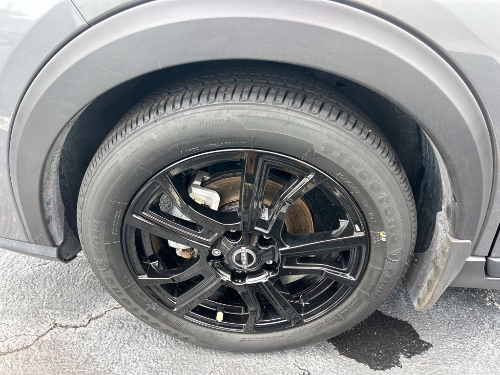 Certified 2024 Nissan Kicks SR w/ SR Premium Package FWD image 48