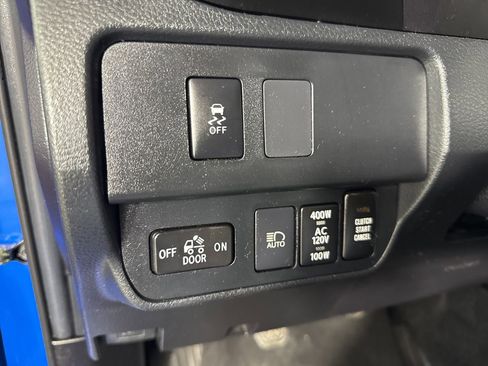 Used 2021 Toyota Tacoma TRD Off-Road image 19