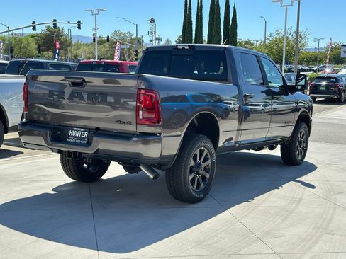 New 2026 RAM 2500 Big Horn AWD/4WD image 7
