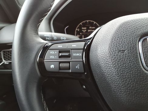 Certified 2025 Honda Civic Sport image 30