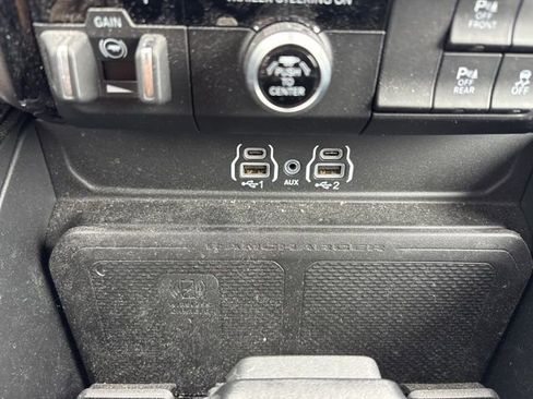 Used 2025 RAM 1500 Big Horn AWD/4WD image 20