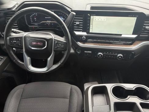 Used 2022 GMC Sierra 1500 Elevation AWD/4WD image 3