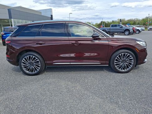 Used 2020 Lincoln Corsair Reserve w/ Equipment Group 202A AWD/4WD image 7