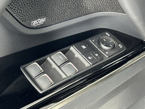 Used 2023 Lexus LX 600 4WD w/ Appearance Package image 41