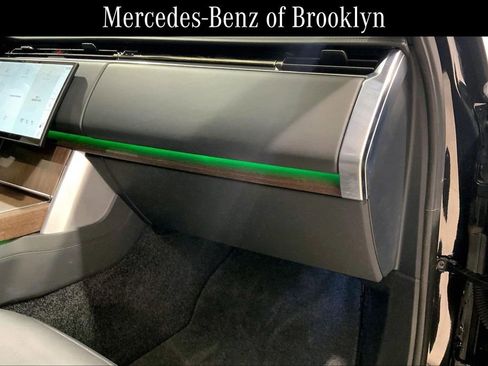 Used 2024 Land Rover Range Rover SE image 18