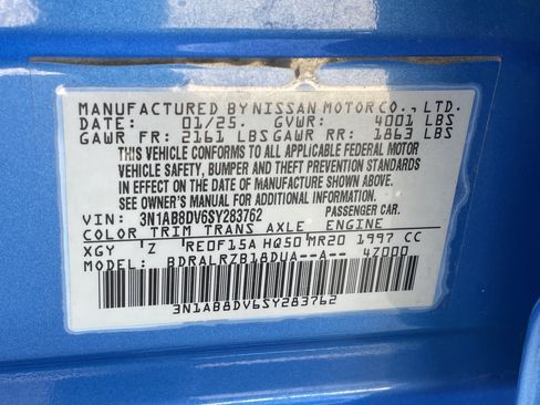 Used 2025 Nissan Sentra SR FWD image 32