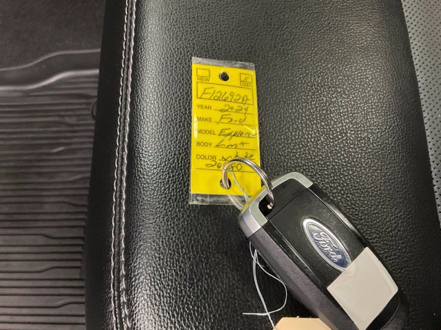 Used 2024 Ford Explorer Limited w/ Limited Technology Package AWD/4WD image 20