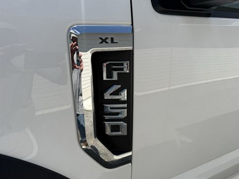 Used 2022 Ford F450 XL w/ Power Equipment Group RWD image 16