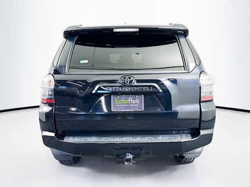 Used 2022 Toyota 4Runner SR5 image 7