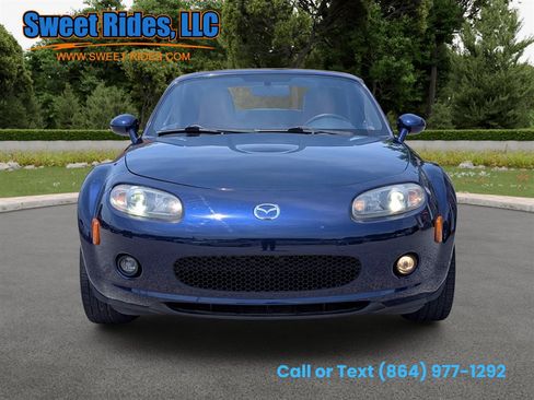 Used 2008 MAZDA MX-5 Miata Grand Touring RWD image 2