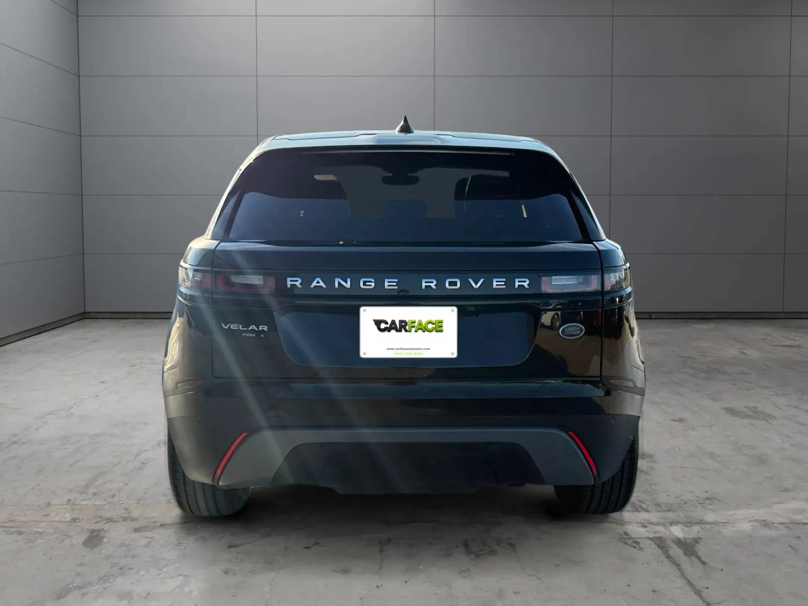 Used 2020 Land Rover Range Rover Velar S AWD/4WD image 11