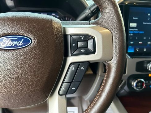 Used 2022 Ford F350 King Ranch w/ King Ranch Ultimate Package AWD/4WD image 19