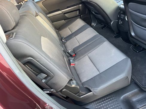 Used 2011 Honda Pilot EX image 16