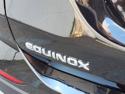 Used 2024 Chevrolet Equinox LT AWD/4WD image 18