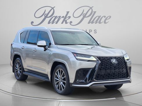 Used 2024 Lexus LX 600 F Sport AWD/4WD image 4