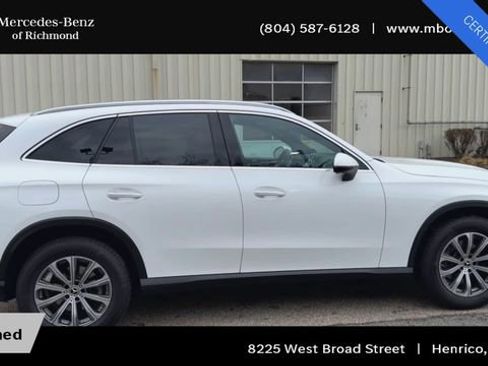 Used 2025 Mercedes-Benz GLC 300 4MATIC image 3