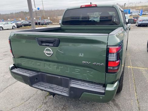 Used 2023 Nissan Frontier SV w/ Technology Package image 5