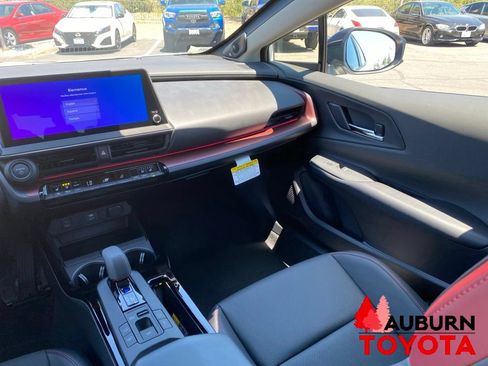 New 2026 Toyota Prius Plug-In Hybrid FWD image 23