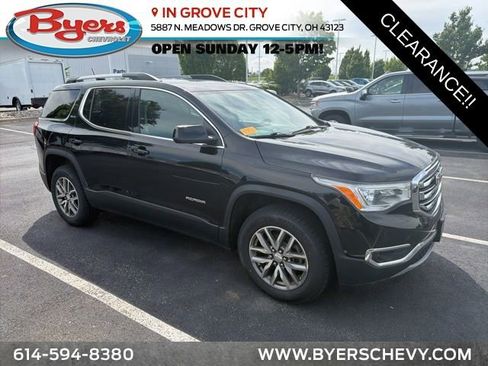 Used 2017 GMC Acadia SLE AWD/4WD image 1