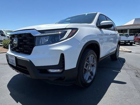 Used 2023 Honda Passport EX-L image 9
