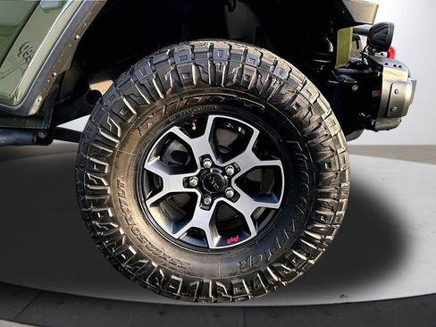 Certified 2021 Jeep Wrangler Unlimited Rubicon image 33