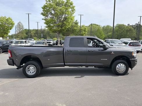 Used 2024 RAM 3500 Big Horn w/ Sport Appearance Package image 14
