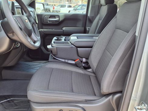 New 2026 Chevrolet Silverado 1500 Custom w/ LPO, Dark Essentials Package RWD image 13