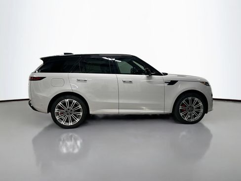 Used 2024 Land Rover Range Rover Sport Dynamic SE AWD/4WD image 8