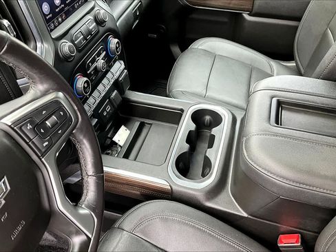 Used 2021 Chevrolet Silverado 1500 RST w/ Convenience Package II AWD/4WD image 15
