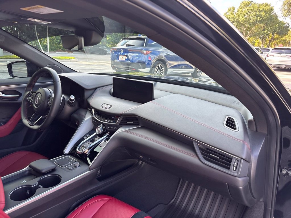 Used 2025 Acura TLX w/ A-SPEC Package AWD/4WD image 13