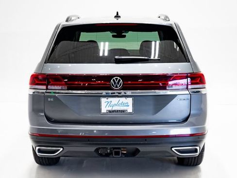 Used 2025 Volkswagen Atlas SE AWD/4WD image 31
