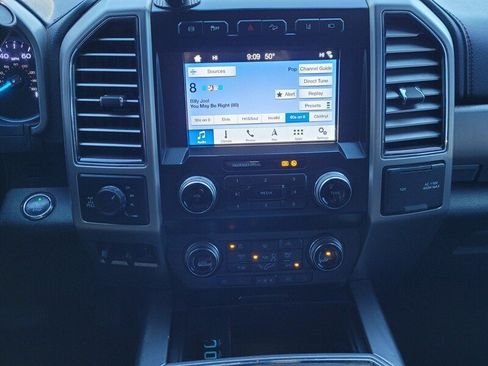 Used 2019 Ford F250 Platinum w/ Platinum Ultimate Package image 19