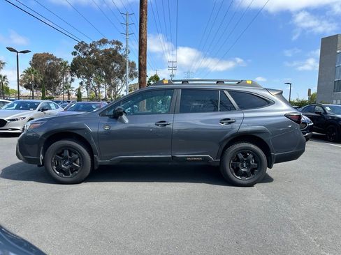 Used 2022 Subaru Outback Wilderness w/ Wilderness Package AWD/4WD image 6