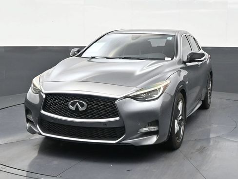Used 2019 INFINITI QX30 Sport w/ Cargo Package FWD image 9